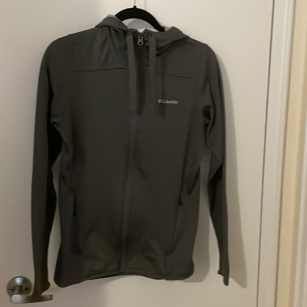 Outdoor Adventures Columbia Zip up Sweater
